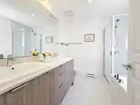 121 5550 ADMIRAL WAY - thumbnail 19