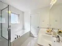 121 5550 ADMIRAL WAY - thumbnail 20