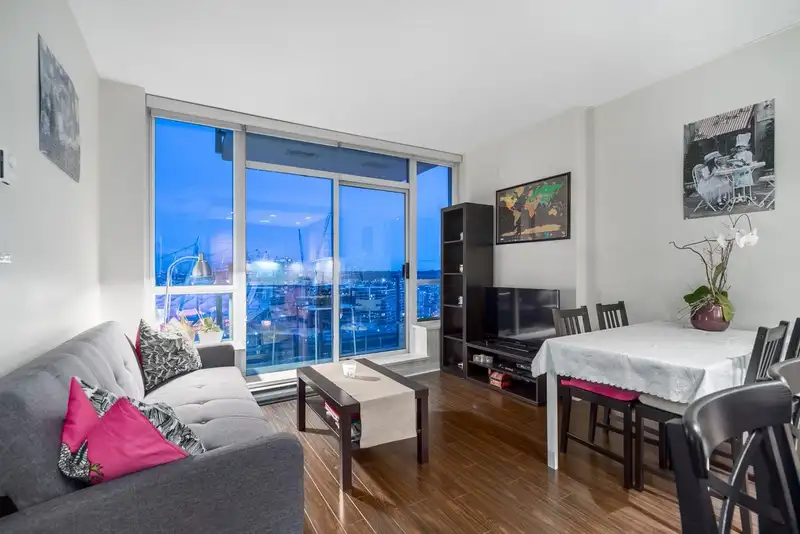 1905 821 CAMBIE STREET - photo 4 of 20
