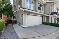 78 20460 66 AVENUE - thumbnail 4
