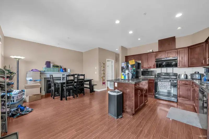 6942 208 STREET - photo 2 of 33
