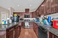 6942 208 STREET - thumbnail 3