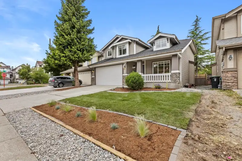 20613 66A AVENUE - photo 2 of 25