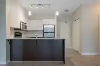 201 13733 107A AVENUE - thumbnail 7