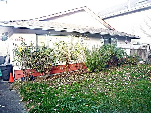 11171 STEVESTON HIGHWAY - photo 2 of 17