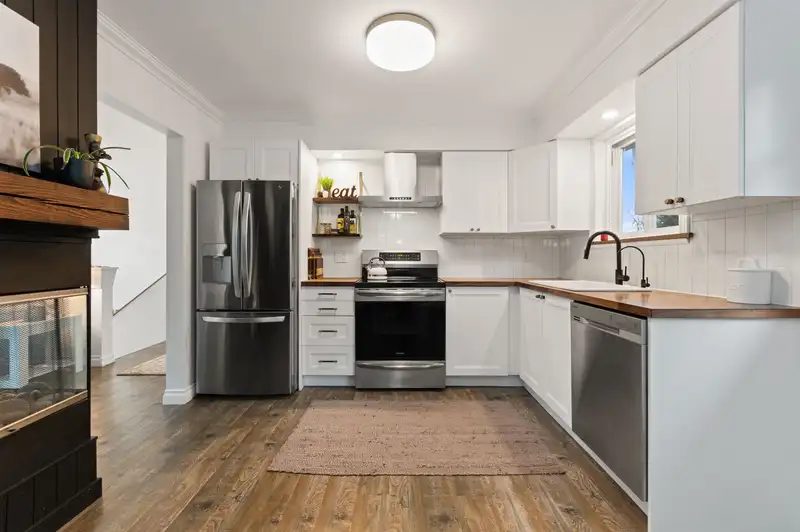 9314 JACKSON STREET - photo 2 of 40