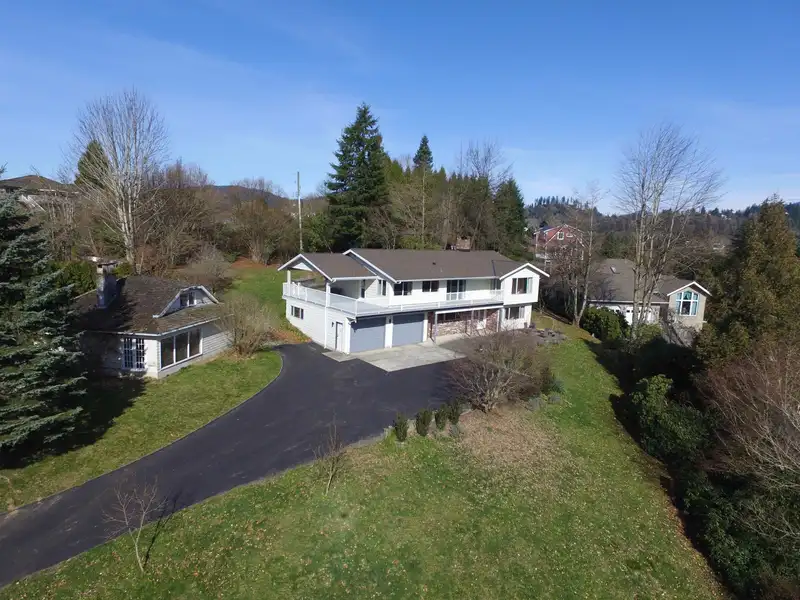 34639 DUNN STREET - photo 1 of 40