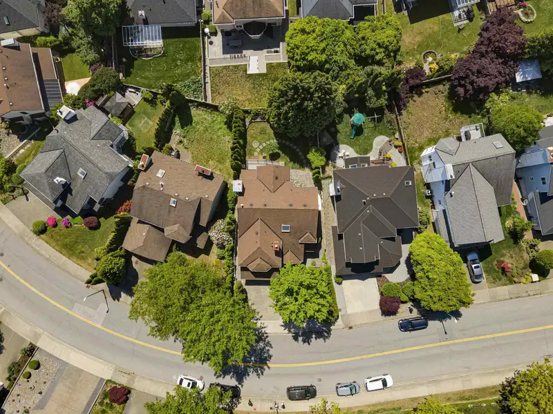 1476 LANSDOWNE DRIVE - photo 3 of 40