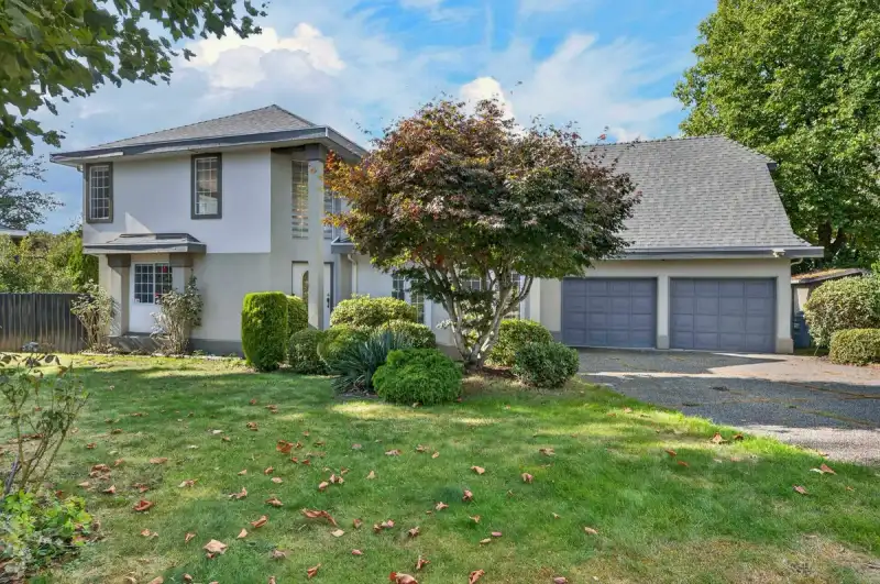 14168 85A AVENUE - photo 1 of 40