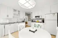 221 RICHMOND STREET - thumbnail 13