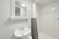 221 RICHMOND STREET - thumbnail 26