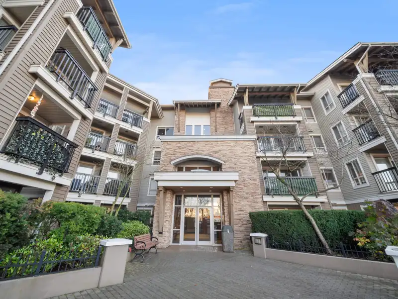 424 8915 202 STREET - photo 1 of 17