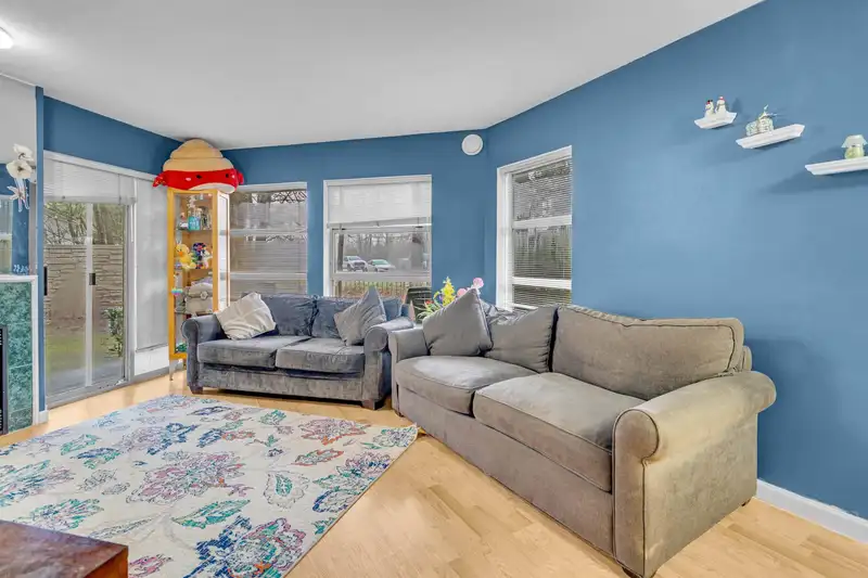 101 22277 122 AVENUE - photo 4 of 18