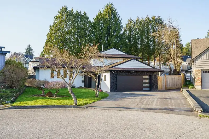 615 ALLISON PLACE - photo 1 of 39