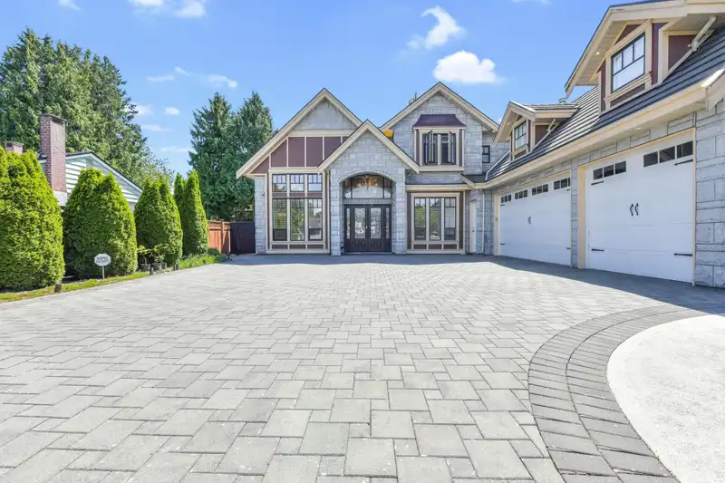 3768 BARMOND AVENUE - photo 1 of 40