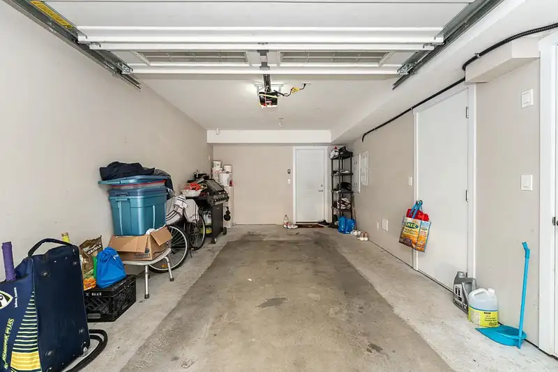 54 13886 62 AVENUE - photo 4 of 28