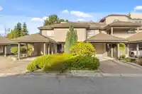 912 ROCHE POINT DRIVE - thumbnail 1