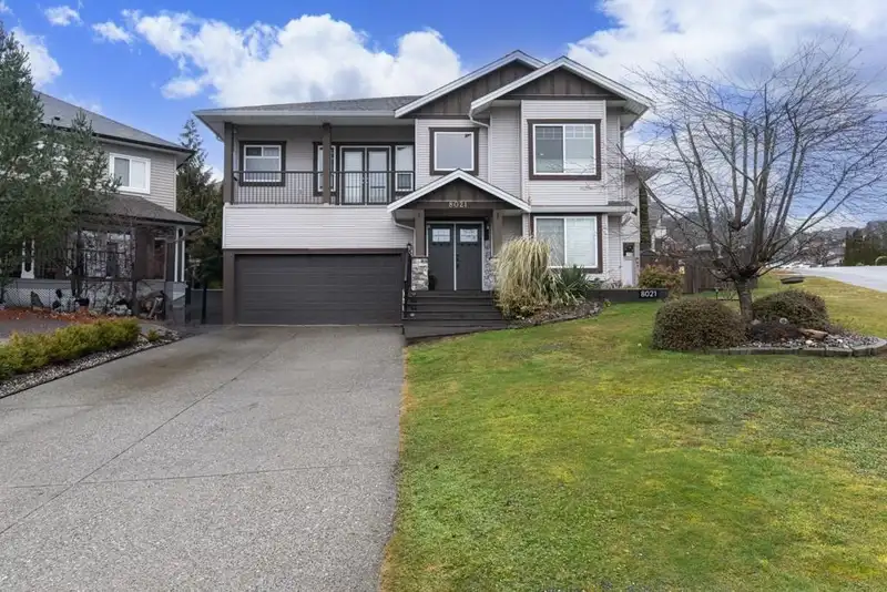 8021 MELBURN DRIVE - photo 1 of 40