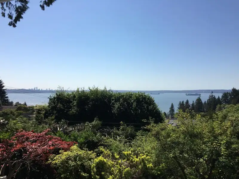 3519 MATHERS AVENUE - photo 1 of 6