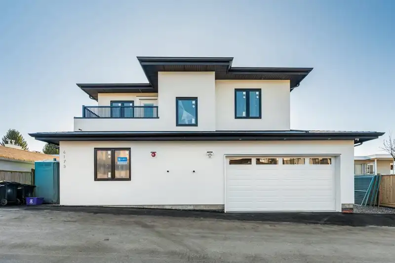 6173 AUBREY STREET - photo 4 of 32