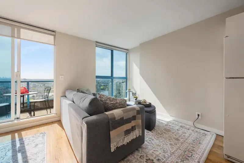 2107 1238 SEYMOUR STREET - photo 2 of 34