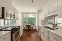306 2271 BELLEVUE AVENUE - thumbnail 9