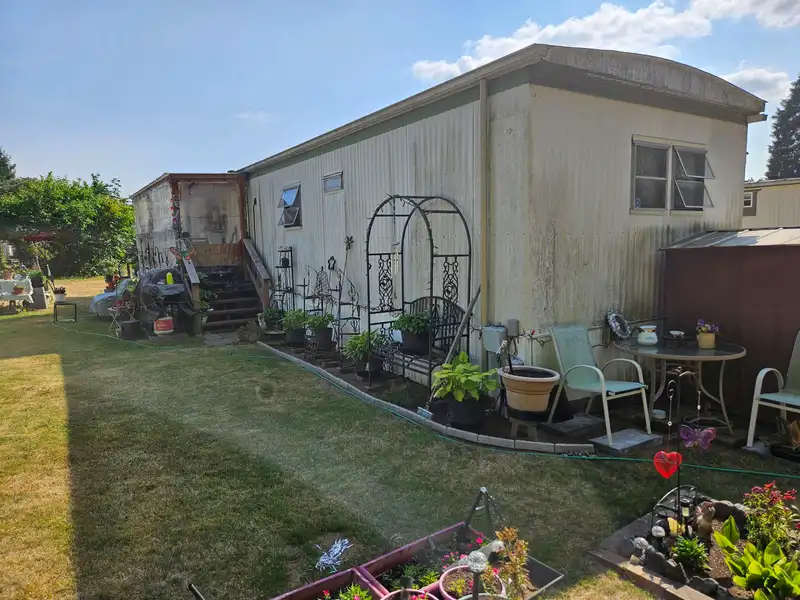 24 4426 232 STREET - photo 2 of 6