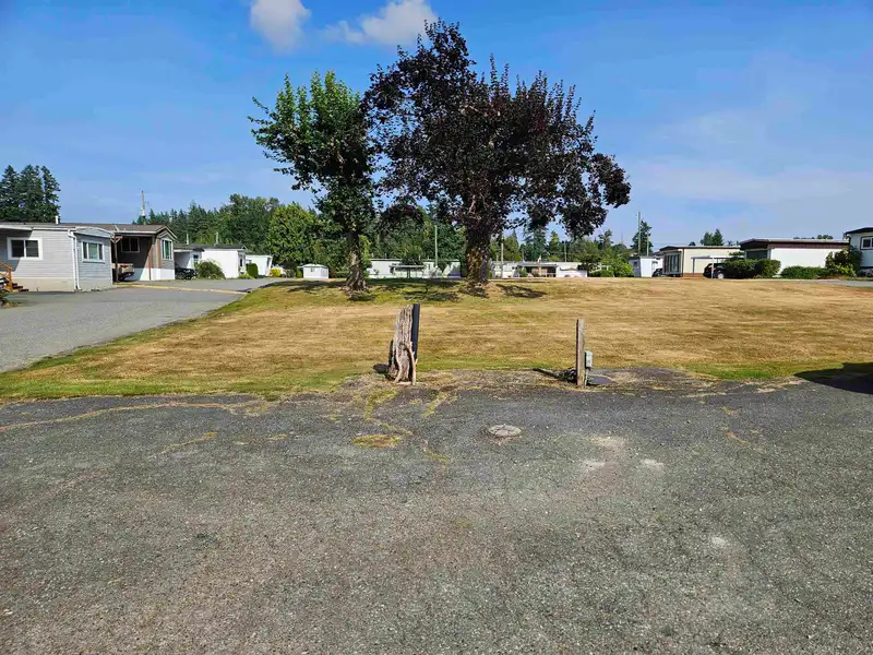 24 4426 232 STREET - photo 3 of 6