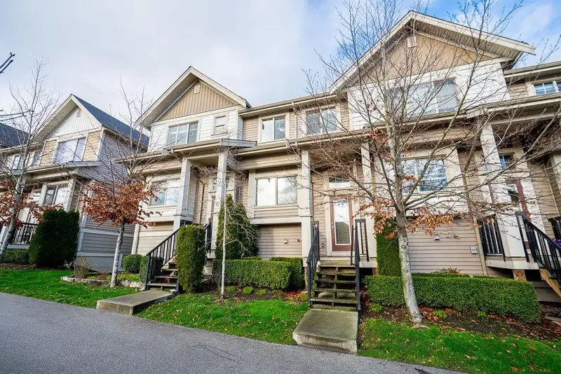 15 19097 64 AVENUE - photo 4 of 31