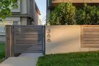 366 E 23RD AVENUE - thumbnail 2