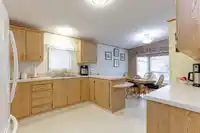 9 3931 198 STREET - thumbnail 7