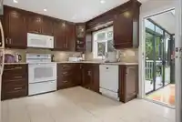 5174 209A STREET - thumbnail 10