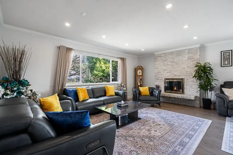 2333 KIRKSTONE ROAD - photo 2 of 40
