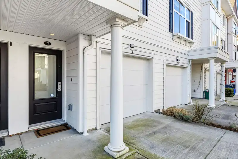 78 27735 ROUNDHOUSE DRIVE - photo 4 of 36
