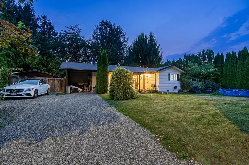 2787 270B STREET - photo 3 of 26