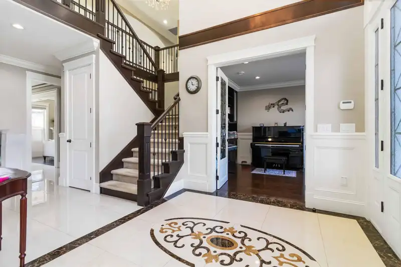 3560 FRANCIS ROAD - photo 2 of 30