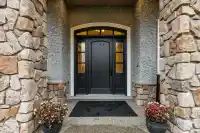 15296 57 AVENUE - thumbnail 2