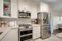 303 8526 202B STREET - thumbnail 10