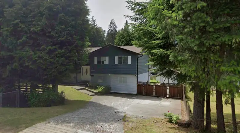 3370 VIEWMOUNT DRIVE - photo 1 of 3