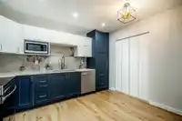 211 1450 MERKLIN STREET - thumbnail 7