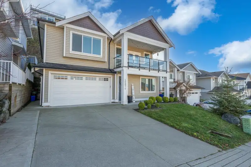 46874 SYLVAN DRIVE - photo 2 of 40