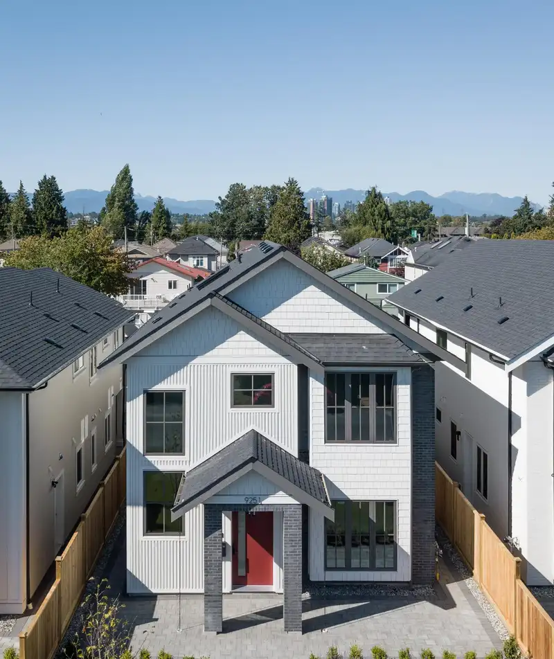 9251 KILBY STREET - photo 2 of 6