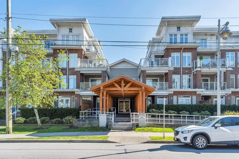 417 4280 MONCTON STREET - photo 1 of 24