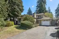 4652 197 STREET - thumbnail 2