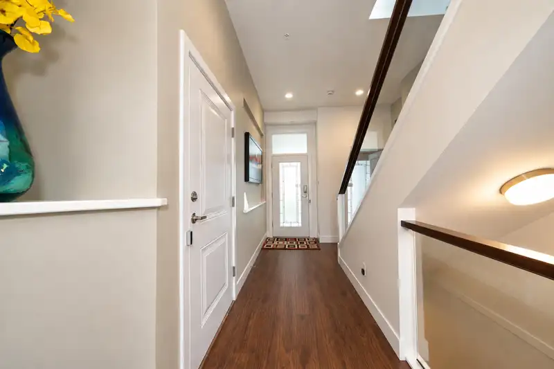 10499 MCEACHERN STREET - photo 4 of 40