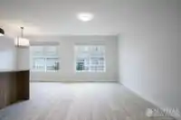 37 8371 202B STREET - thumbnail 4