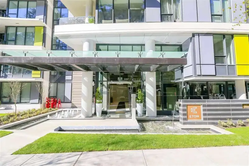 1310 3487 BINNING ROAD - photo 1 of 18