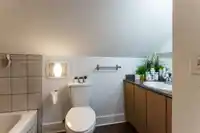 136 E 45TH AVENUE - thumbnail 14