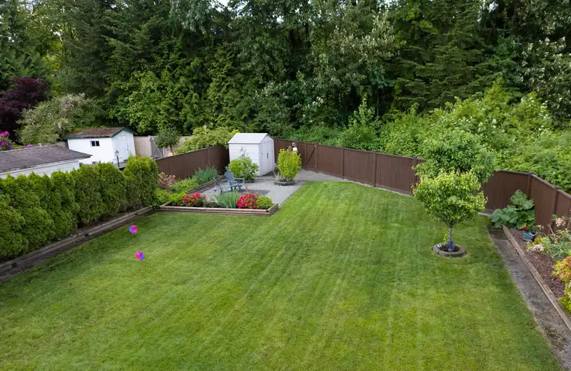888 HERRMANN STREET - photo 3 of 36