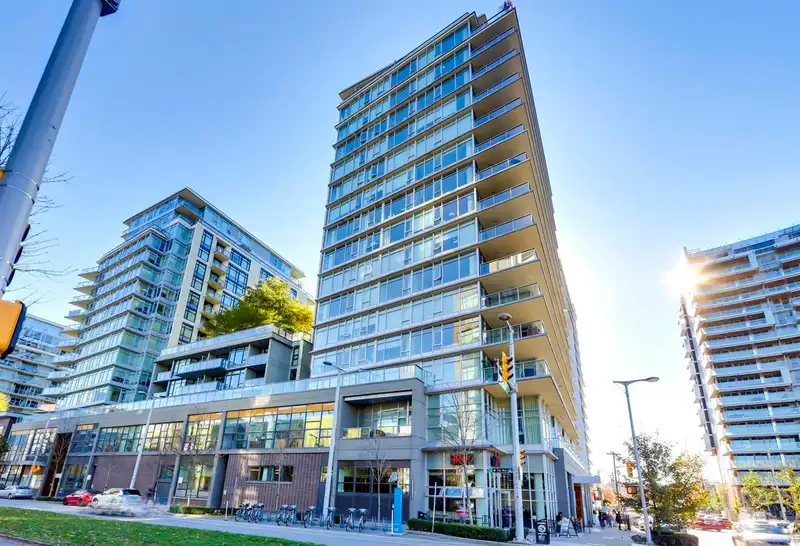 1401 1708 COLUMBIA STREET - photo 1 of 40